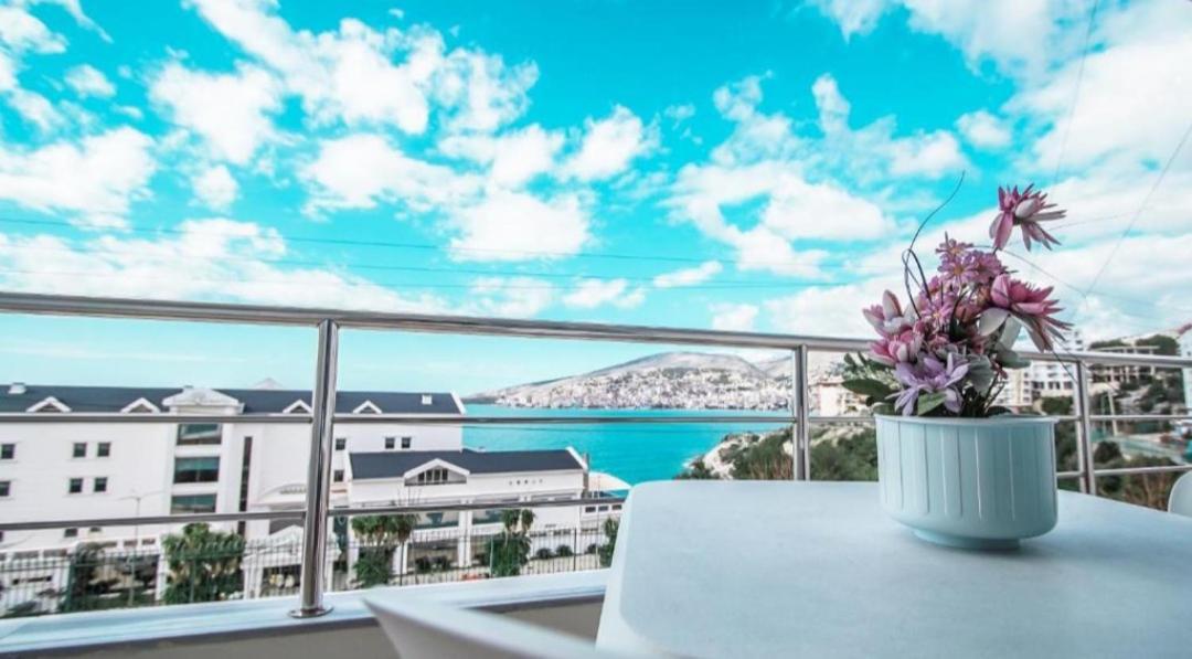 Summer Life Apartments Sarandë Esterno foto