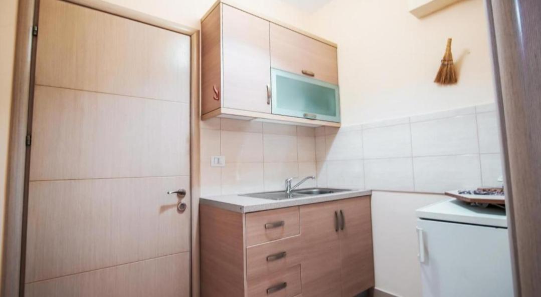 Summer Life Apartments Sarandë Esterno foto