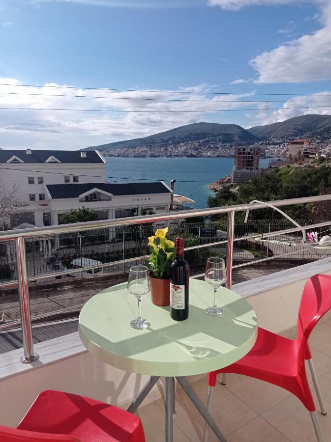 Summer Life Apartments Sarandë Esterno foto