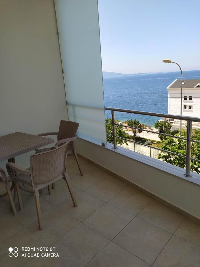 Summer Life Apartments Sarandë Esterno foto