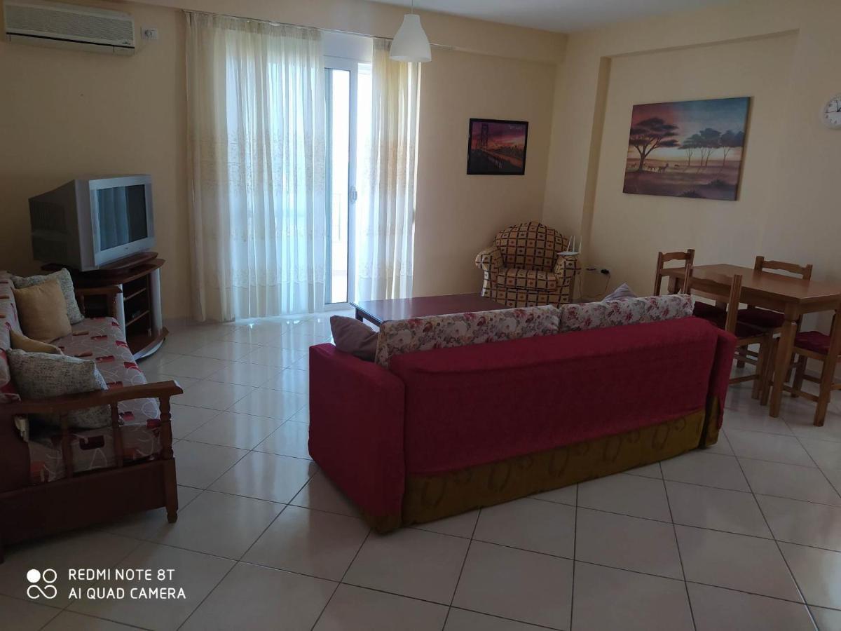 Summer Life Apartments Sarandë Esterno foto