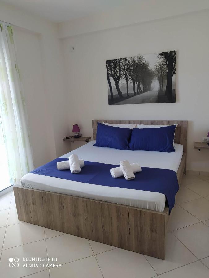 Summer Life Apartments Sarandë Esterno foto