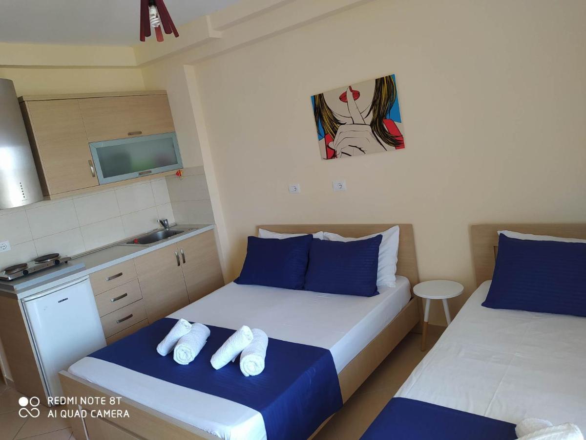 Summer Life Apartments Sarandë Esterno foto
