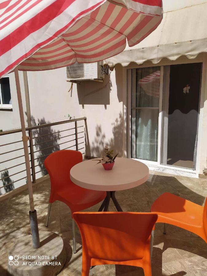 Summer Life Apartments Sarandë Esterno foto