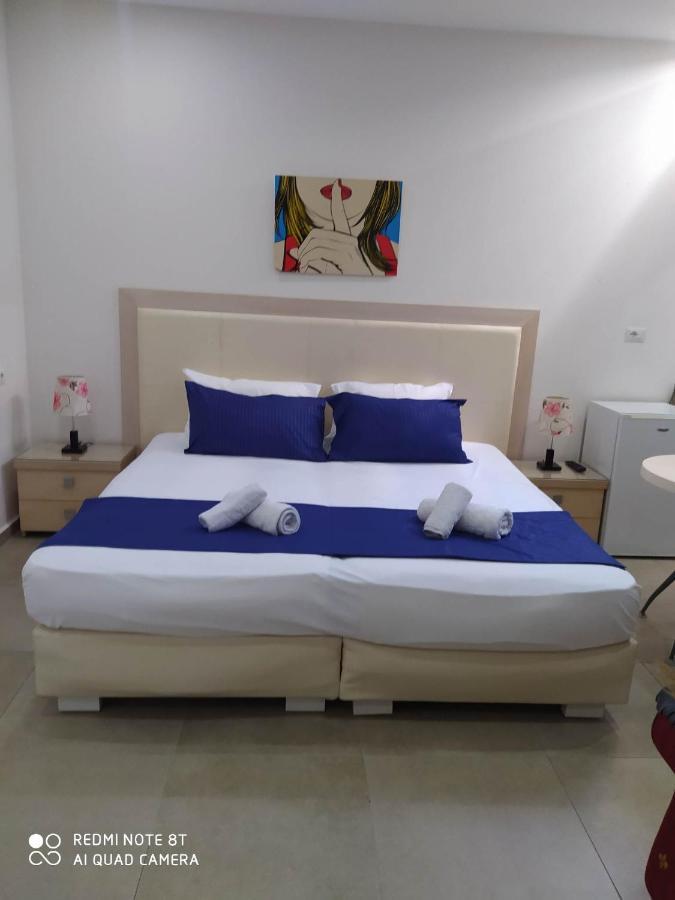 Summer Life Apartments Sarandë Esterno foto