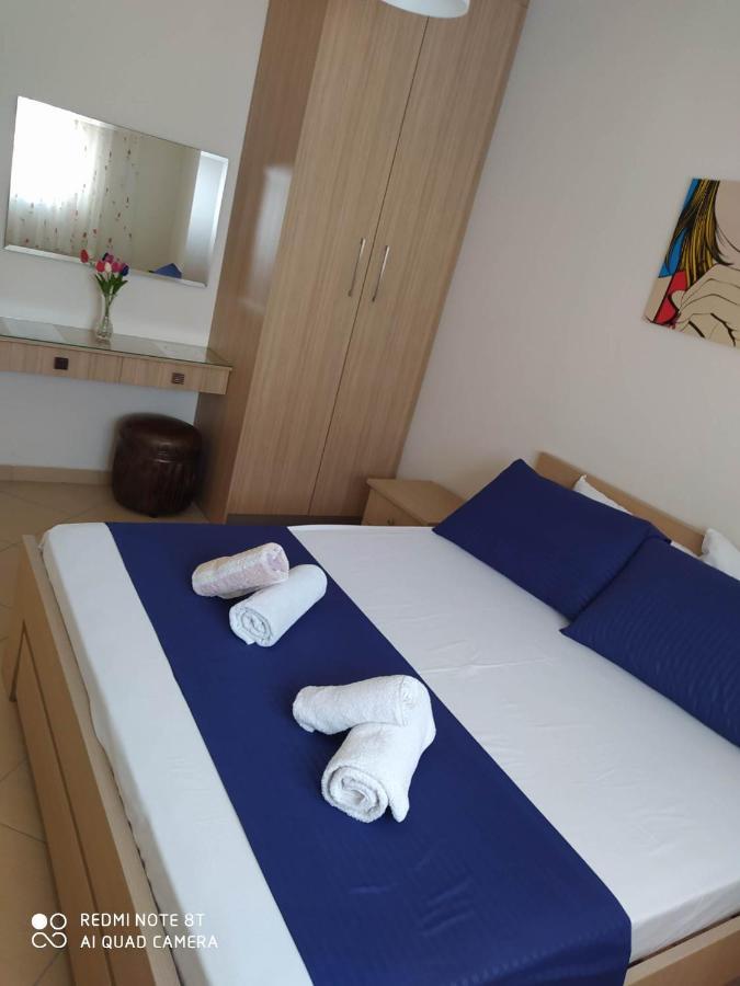 Summer Life Apartments Sarandë Esterno foto